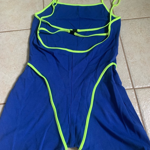 Neon Piping Sorella Romper - Picture 2 of 4